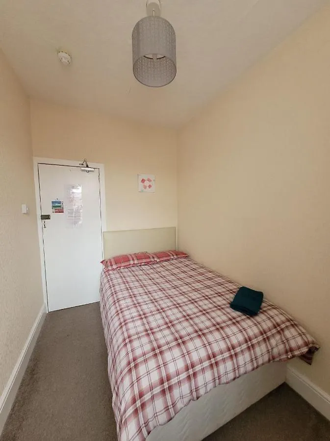 The Clevedon Bed & Breakfast Blackpool