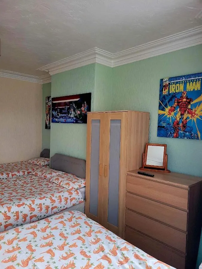 The Clevedon Bed & Breakfast Blackpool