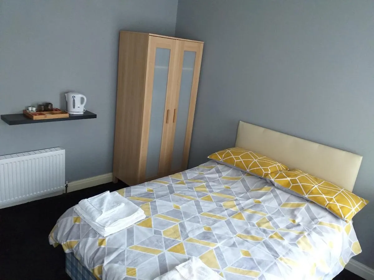 The Clevedon Bed & Breakfast Blackpool