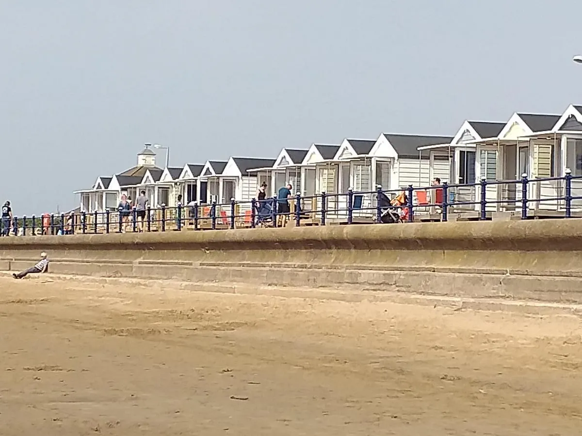 The Clevedon Bed & Breakfast Blackpool 3*,  United Kingdom